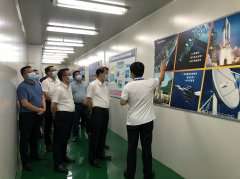 <b><font color='#0000FF'>东莞市委书记肖亚非一行参观考察MK官方网页版-MK(中国)半导体</font></b>